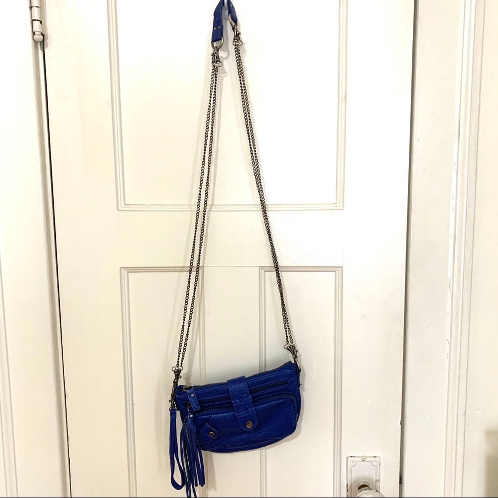 💙Deena & Ozzy x Urban Outfitters Cross Body Bag💙